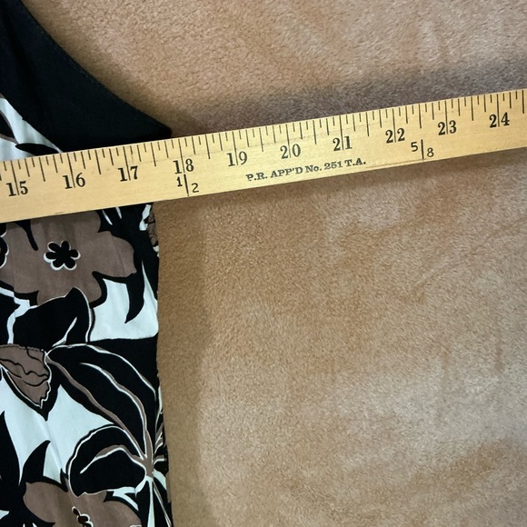 Kudetal. Floral Black and Brown Women's Dress - Picture 7 of 9